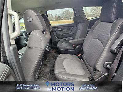 2017 Chevrolet Traverse LT AWD - Photo 14 - Saint Cloud, MN 56301