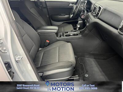 2019 Kia Sportage LX AWD - Photo 16 - Saint Cloud, MN 56301