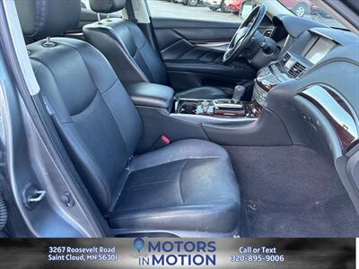 2015 INFINITI Q70 3.7 AWD   - Photo 14 - Saint Cloud, MN 56301