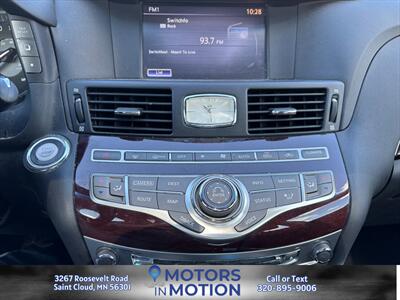 2015 INFINITI Q70 3.7 AWD   - Photo 15 - Saint Cloud, MN 56301