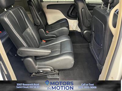 2016 Chrysler Town and Country Touring-L w/DVD   - Photo 17 - Saint Cloud, MN 56301