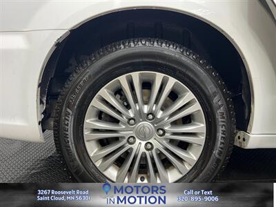 2016 Chrysler Town and Country Touring-L w/DVD   - Photo 20 - Saint Cloud, MN 56301