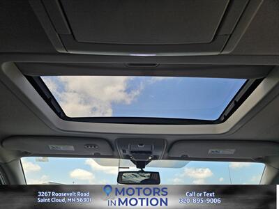 2016 Chrysler Town and Country Touring-L w/Sunroof and DVD   - Photo 12 - Saint Cloud, MN 56301