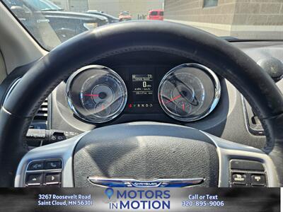 2016 Chrysler Town and Country Touring-L w/Sunroof and DVD   - Photo 10 - Saint Cloud, MN 56301