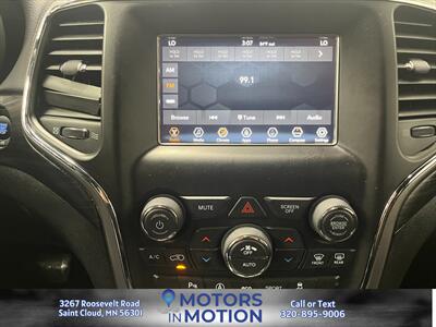 2020 Jeep Grand Cherokee Laredo E AWD   - Photo 11 - Saint Cloud, MN 56301