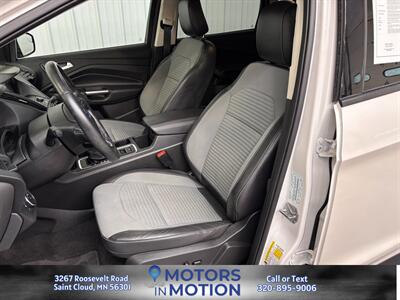 2019 Ford Escape SE AWD   - Photo 9 - Saint Cloud, MN 56301