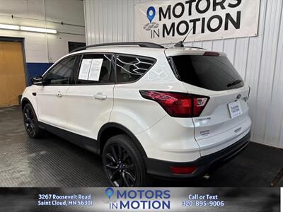 2019 Ford Escape SE AWD   - Photo 8 - Saint Cloud, MN 56301