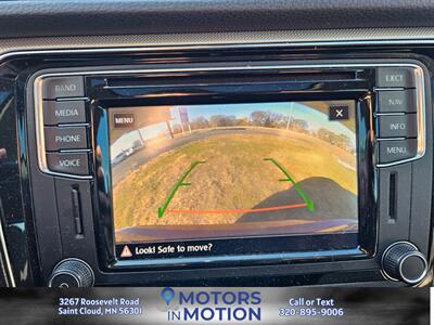 2017 Volkswagen Passat 1.8T SE w/Sunroof - Photo 11 - Saint Cloud, MN 56301