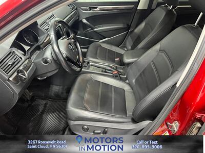 2017 Volkswagen Passat 1.8T SE w/Sunroof   - Photo 13 - Saint Cloud, MN 56301