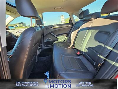 2017 Volkswagen Passat 1.8T SE w/Sunroof - Photo 14 - Saint Cloud, MN 56301