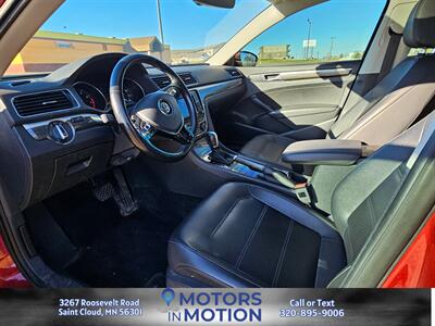 2017 Volkswagen Passat 1.8T SE w/Sunroof - Photo 9 - Saint Cloud, MN 56301