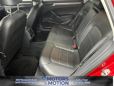 2017 Volkswagen Passat 1.8T SE w/Sunroof   - Photo 14 - Saint Cloud, MN 56301