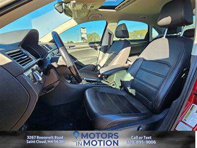 2017 Volkswagen Passat 1.8T SE w/Sunroof - Photo 13 - Saint Cloud, MN 56301