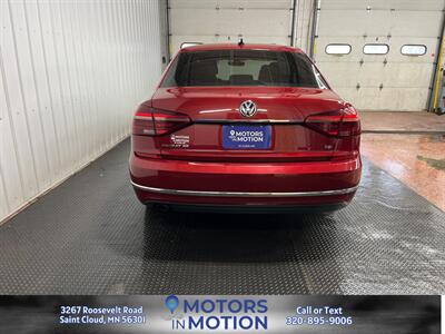 2017 Volkswagen Passat 1.8T SE w/Sunroof   - Photo 4 - Saint Cloud, MN 56301
