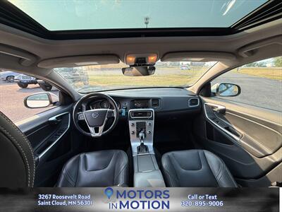 2017 Volvo S60 T5 Dynamic AWD - Photo 10 - Saint Cloud, MN 56301