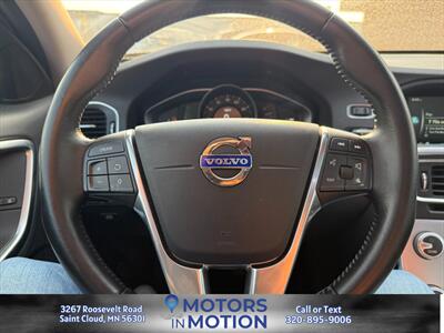 2017 Volvo S60 T5 Dynamic AWD - Photo 14 - Saint Cloud, MN 56301