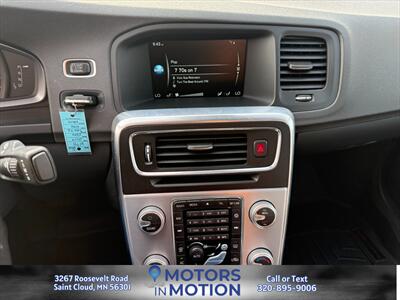 2017 Volvo S60 T5 Dynamic AWD - Photo 12 - Saint Cloud, MN 56301