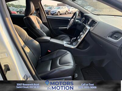 2017 Volvo S60 T5 Dynamic AWD - Photo 11 - Saint Cloud, MN 56301
