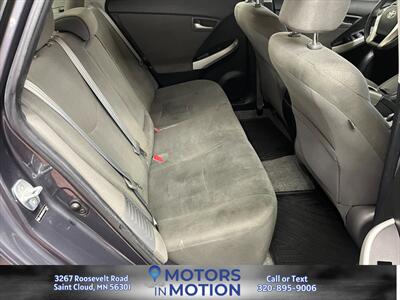 2012 Toyota Prius Four   - Photo 16 - Saint Cloud, MN 56301