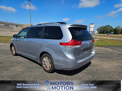 2011 Toyota Sienna XLE 8-Passenger   - Photo 8 - Saint Cloud, MN 56301