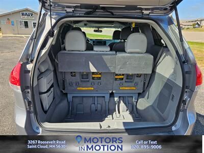 2011 Toyota Sienna XLE 8-Passenger   - Photo 20 - Saint Cloud, MN 56301