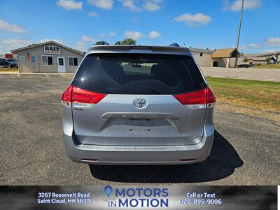 2011 Toyota Sienna XLE 8-Passenger   - Photo 7 - Saint Cloud, MN 56301