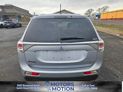 2014 Mitsubishi Outlander SE AWD w/Sunroof   - Photo 4 - Saint Cloud, MN 56301