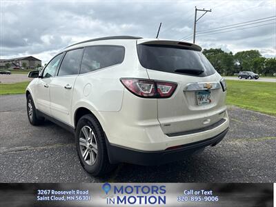 2015 Chevrolet Traverse LT AWD - Photo 7 - Saint Cloud, MN 56301