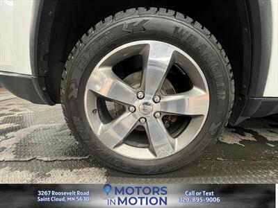 2014 Jeep Grand Cherokee Limited 4WD - Photo 9 - Saint Cloud, MN 56301