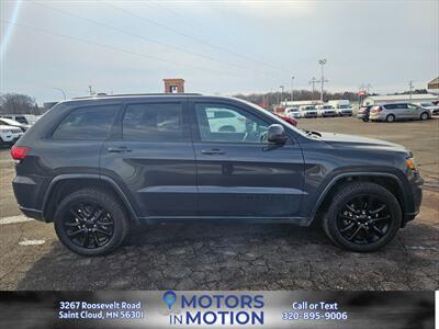 2018 Jeep Grand Cherokee Altitude 4WD w/Sunroof - Photo 6 - Saint Cloud, MN 56301