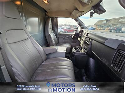 2019 Chevrolet Express 3500 6.0L   - Photo 13 - Saint Cloud, MN 56301