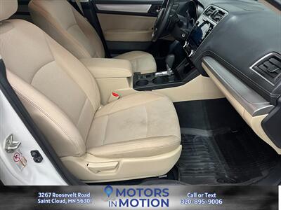 2019 Subaru Outback 2.5i Premium AWD - Photo 18 - Saint Cloud, MN 56301