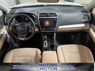 2019 Subaru Outback 2.5i Premium AWD - Photo 11 - Saint Cloud, MN 56301