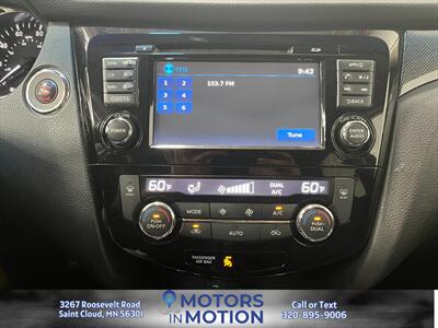 2014 Nissan Rogue SL AWD - Photo 11 - Saint Cloud, MN 56301