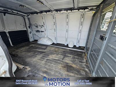 2017 Chevrolet Express 2500 6.0L   - Photo 14 - Saint Cloud, MN 56301
