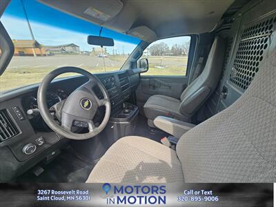 2017 Chevrolet Express 2500 6.0L   - Photo 9 - Saint Cloud, MN 56301