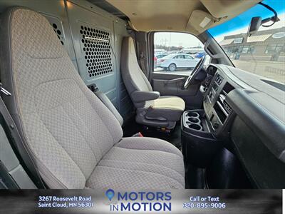 2017 Chevrolet Express 2500 6.0L   - Photo 15 - Saint Cloud, MN 56301