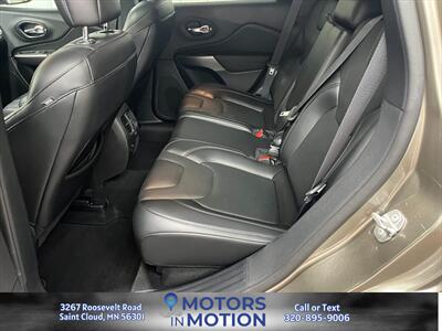 2021 Jeep Cherokee Limited 4x4 - Photo 16 - Saint Cloud, MN 56301