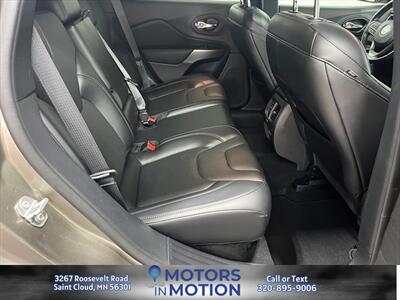 2021 Jeep Cherokee Limited 4x4 - Photo 18 - Saint Cloud, MN 56301