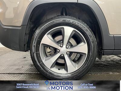 2021 Jeep Cherokee Limited 4x4 - Photo 9 - Saint Cloud, MN 56301