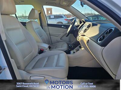2014 Volkswagen Tiguan SEL 4Motion AWD w/Sunroof   - Photo 16 - Saint Cloud, MN 56301