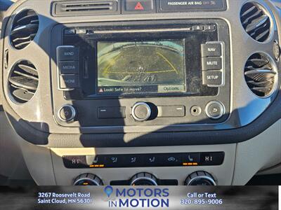 2014 Volkswagen Tiguan SEL 4Motion AWD w/Sunroof   - Photo 11 - Saint Cloud, MN 56301