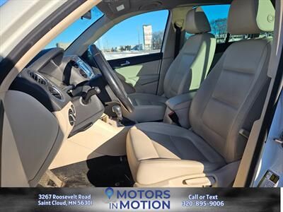 2014 Volkswagen Tiguan SEL 4Motion AWD w/Sunroof   - Photo 12 - Saint Cloud, MN 56301