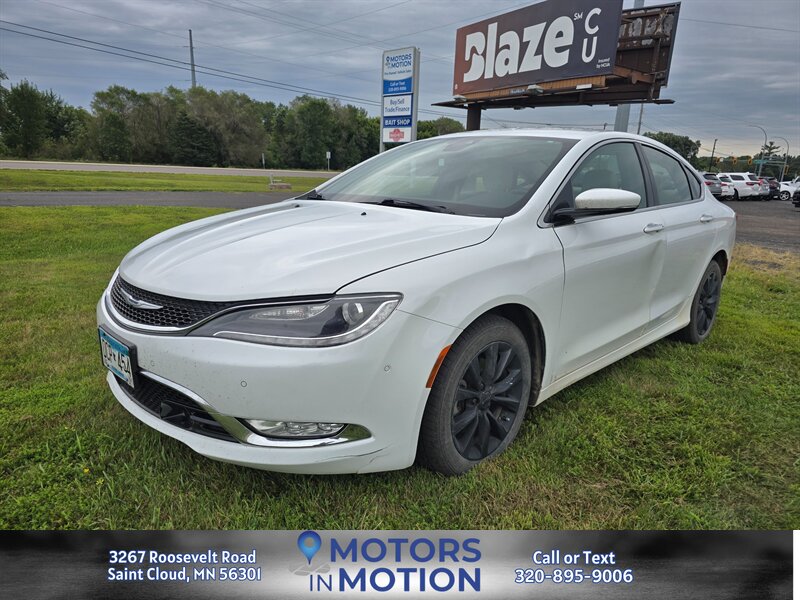 2015 Chrysler 200 C  