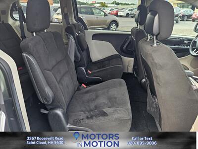2015 Dodge Grand Caravan SXT FWD - Photo 17 - Saint Cloud, MN 56301