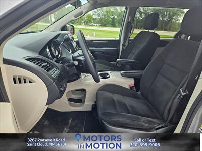 2015 Dodge Grand Caravan SXT FWD - Photo 13 - Saint Cloud, MN 56301