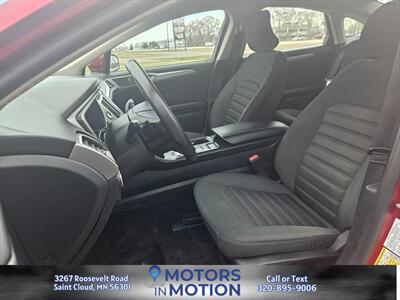 2019 Ford Fusion SE - Photo 13 - Saint Cloud, MN 56301