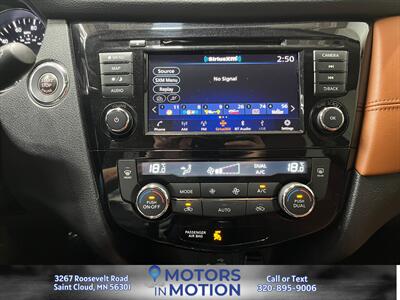 2019 Nissan Rogue SL AWD - Photo 13 - Saint Cloud, MN 56301