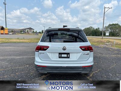 2018 Volkswagen Tiguan 2.0T SE 4Motion AWD - Photo 4 - Saint Cloud, MN 56301