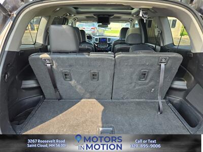 2017 Honda Pilot Elite AWD w/Panoramic Sunroof and DVD   - Photo 20 - Saint Cloud, MN 56301